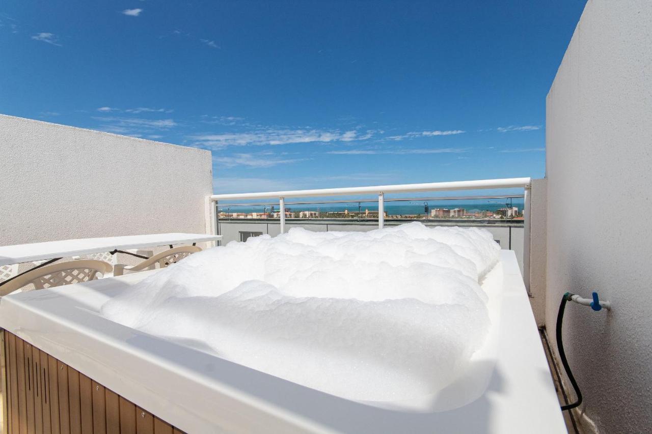 Beach Townhouses #C07 - Com Jacuzzi Por Carpediem Акирас Экстерьер фото